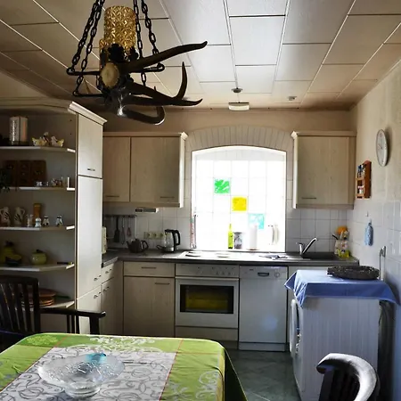 Ferienhaus Mit Kamin Und Terrasse Serrahn
