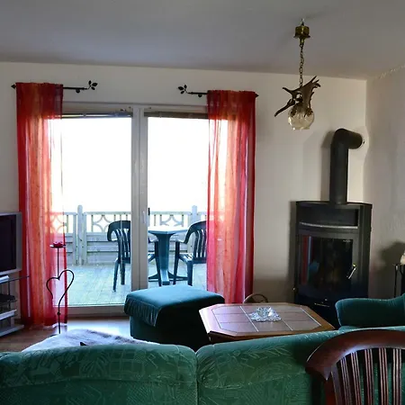 Ferienhaus Mit Kamin Und Terrasse * Serrahn