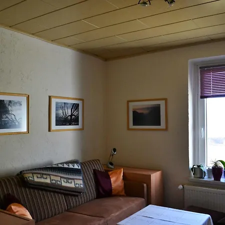 Ferienhaus Mit Kamin Und Terrasse Vakantiehuis Serrahn